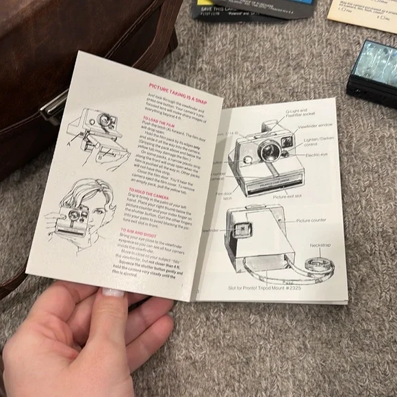 Vintage Polaroid OneStep Land Camera - Picture 6 of 6